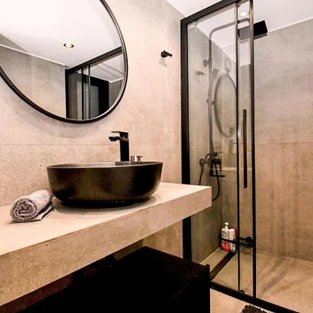 Luxury 3br At Hip Pangrati Apartment Athens