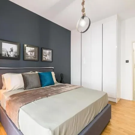 Luxury 3br At Hip Pangrati Apartment Athens
